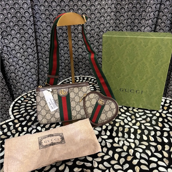 Gucci Beige and Green Monogram Crossbody Set - Picture 1 of 4